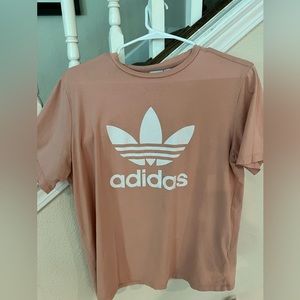 Adidas Ladies XL t shirt Salmon Pink